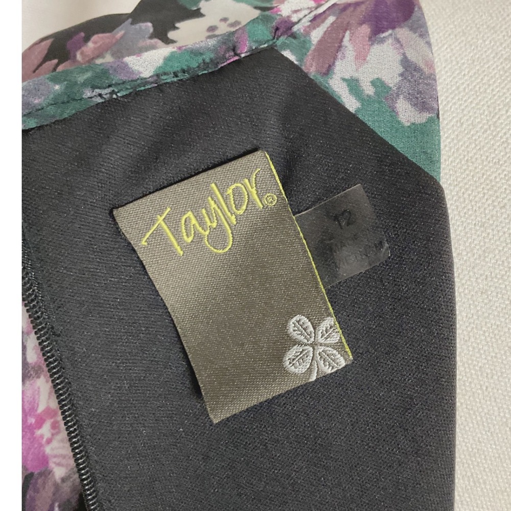 Taylor Floral Maxi Dress Purple Black Flutter Sleeve Smocked Waist Size 12 NEW - Picture 11 of 14